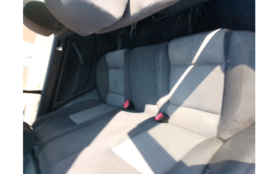 VW Golf 1.9 - автомобили, коли, обяви за нови и употребявани 7