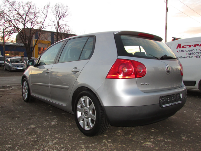 VW Golf 1.6 FSI EURO4 - автомобили, коли, обяви за нови и употребявани 4
