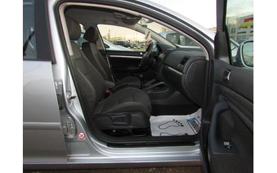 VW Golf 1.6 FSI EURO4 - автомобили, коли, обяви за нови и употребявани 9