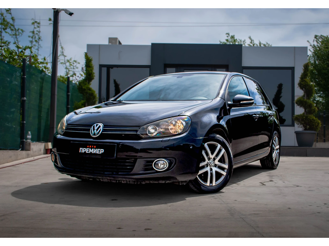 VW Golf 1.6TDI-AUTOMATIC-КОЖА-ПАНОРАМА-6М ГАРАНЦИЯ! - автомобили, коли, обяви за нови и употребявани 0