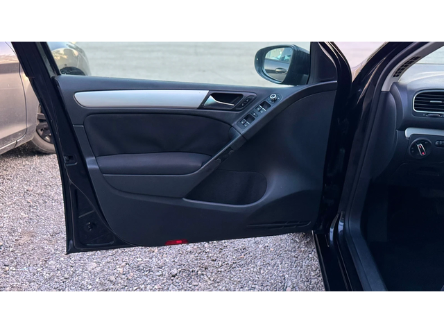 VW Golf DSG - автомобили, коли, обяви за нови и употребявани 13