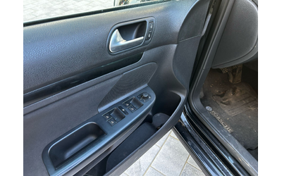 VW Golf, 2012 г., 250000 км, 105 к.с. - автомобили, коли, обяви за нови и употребявани 10