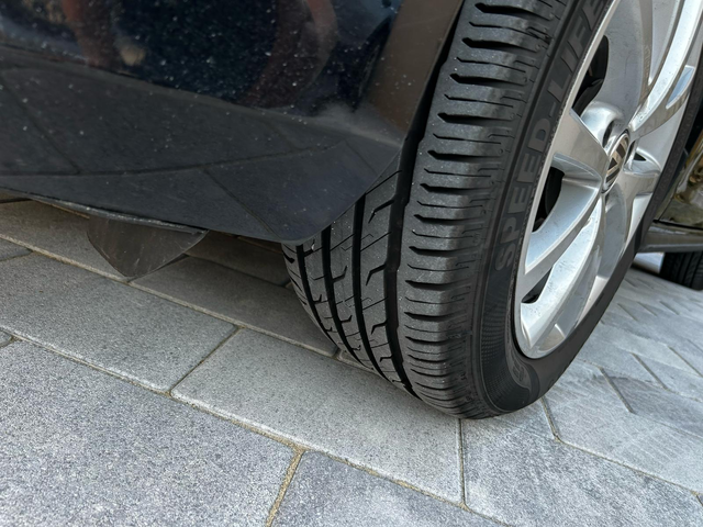 VW Golf, 2012 г., 250000 км, 105 к.с. - автомобили, коли, обяви за нови и употребявани 1