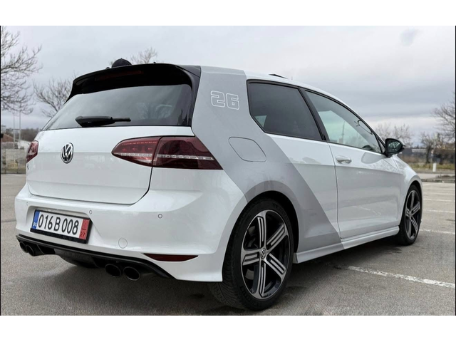 VW Golf 2.0TSI R 4motion - автомобили, коли, обяви за нови и употребявани 5