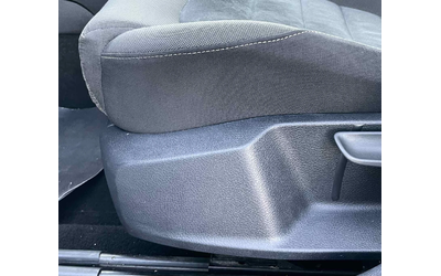 VW Golf 1.6D 105HP EURO5 - автомобили, коли, обяви за нови и употребявани 16