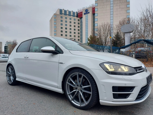 VW Golf 7 R 2, 0TSI 300ps 4x4 - автомобили, коли, обяви за нови и употребявани 0
