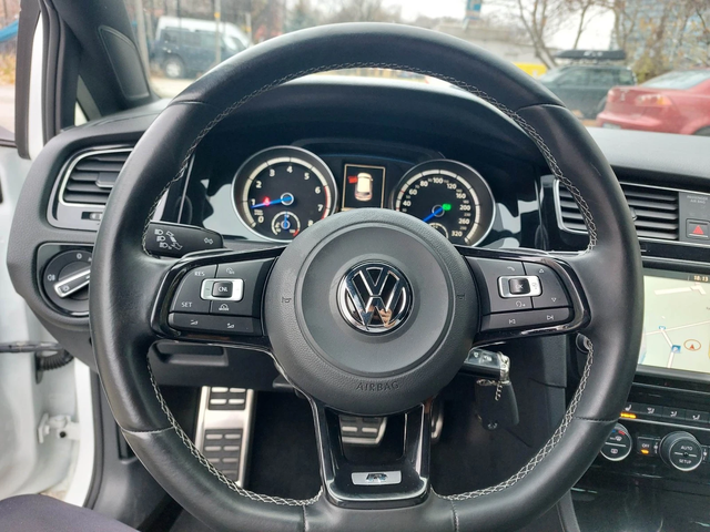 VW Golf 7 R 2, 0TSI 300ps 4x4 - автомобили, коли, обяви за нови и употребявани 8
