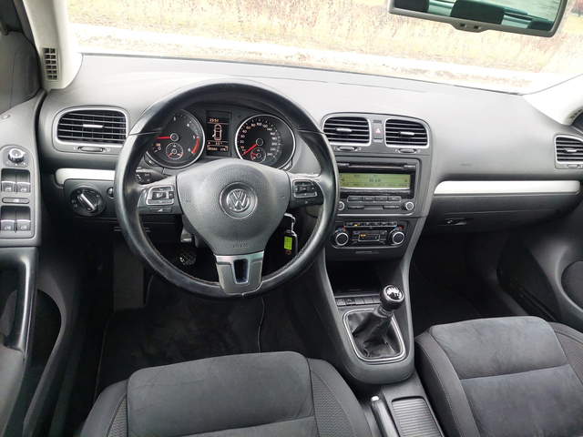 VW Golf 6 2, 0TDI 110ps HIGHLINE - автомобили, коли, обяви за нови и употребявани 7