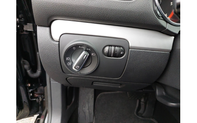 VW Golf 6 2, 0TDI AUTOMATIC - автомобили, коли, обяви за нови и употребявани 13