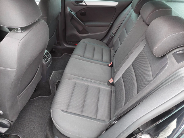 VW Golf 6 2, 0TDI AUTOMATIC - автомобили, коли, обяви за нови и употребявани 8