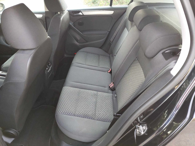 VW Golf 6 1, 6TDI 105ps - автомобили, коли, обяви за нови и употребявани 9