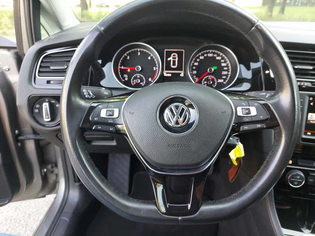 VW Golf 7 1, 6TDI 110ps AUT NAVI - автомобили, коли, обяви за нови и употребявани 7
