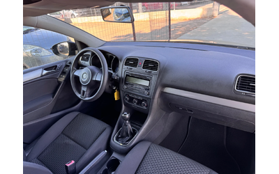 VW Golf 1.6TDI 105кс * ПЕРФЕКТЕН* - автомобили, коли, обяви за нови и употребявани 9