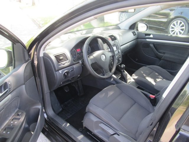 VW Golf 2.0TDI 140ps 6ск - автомобили, коли, обяви за нови и употребявани 10