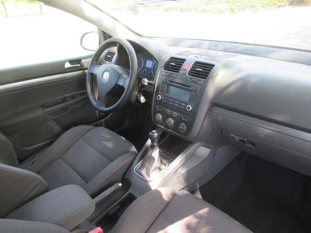 VW Golf 2.0TDI 140ps 6ск - автомобили, коли, обяви за нови и употребявани 9