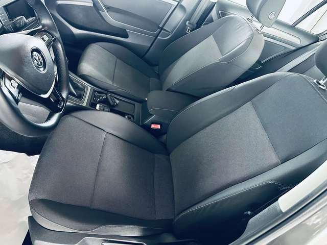 VW Golf 1.4TGI - автомобили, коли, обяви за нови и употребявани 9