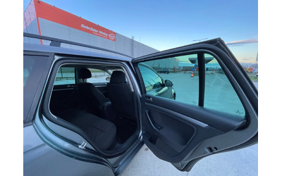 VW Golf 1.6i Germany - автомобили, коли, обяви за нови и употребявани 13