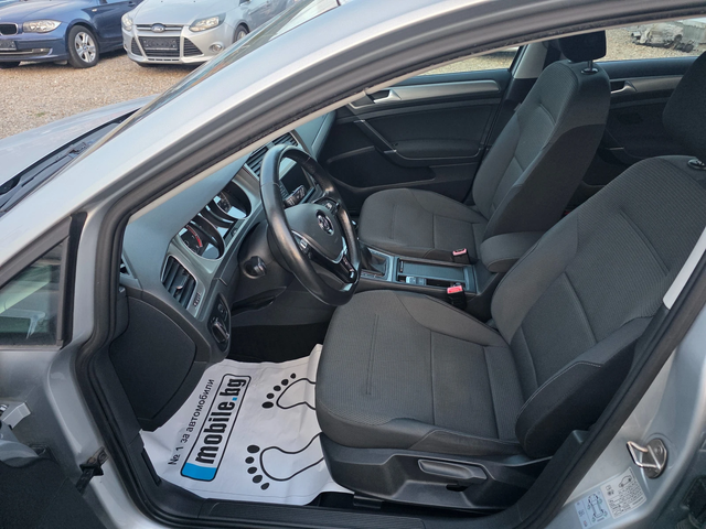 VW Golf 1.4 GDI - автомобили, коли, обяви за нови и употребявани 11
