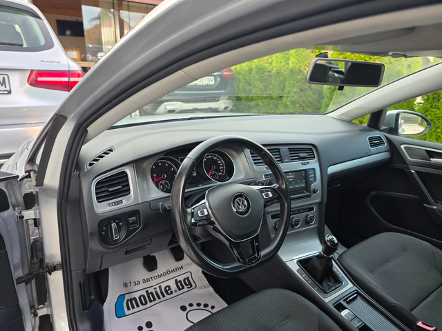 VW Golf 1.4 GDI - автомобили, коли, обяви за нови и употребявани 12