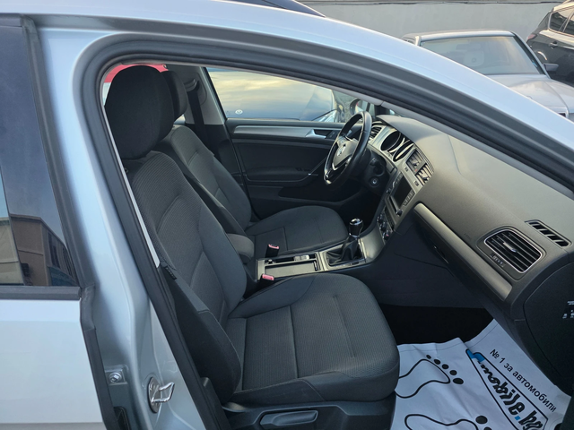VW Golf 1.4 GDI - автомобили, коли, обяви за нови и употребявани 13