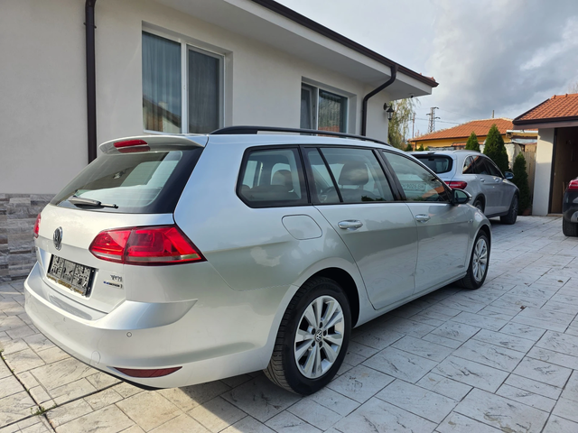 VW Golf 1.4 GDI - автомобили, коли, обяви за нови и употребявани 3