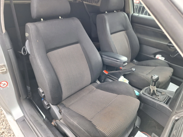 VW Golf 1.9 TDI 4X4 НАПЪЛНО ОТСЛУЖЕН - автомобили, коли, обяви за нови и употребявани 13