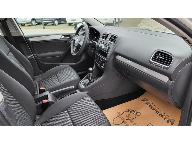 VW Golf 1.6 TDI 105к.с. - автомобили, коли, обяви за нови и употребявани 13