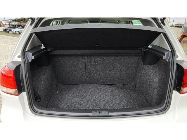 VW Golf 1.6 TDI 105к.с. - автомобили, коли, обяви за нови и употребявани 16