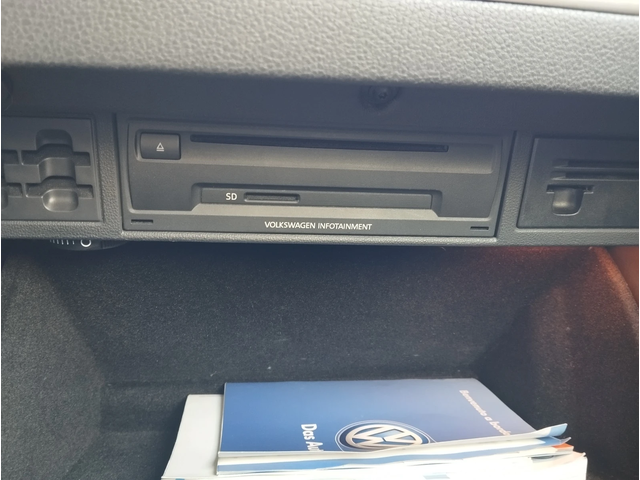 VW Golf 1.6TDI DSG - автомобили, коли, обяви за нови и употребявани 12