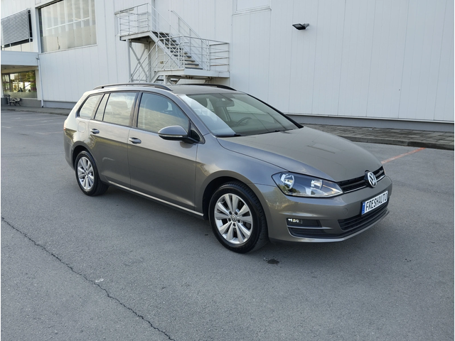 VW Golf 1.6TDI DSG - автомобили, коли, обяви за нови и употребявани 1