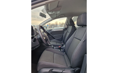 VW Golf 1.4 /80 к.с. - автомобили, коли, обяви за нови и употребявани 8