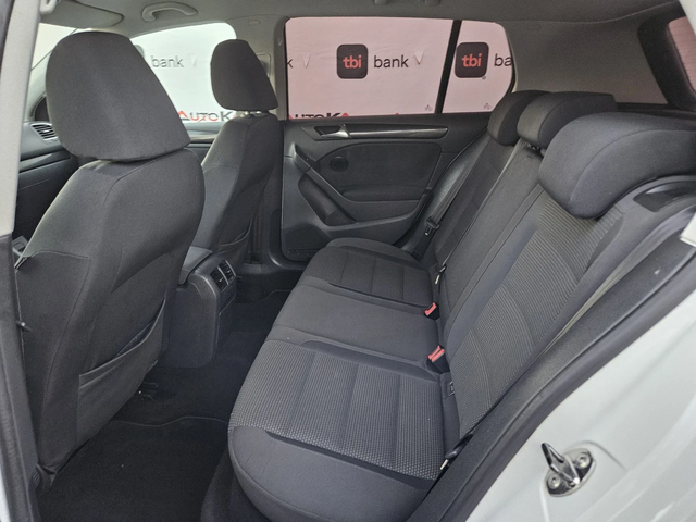 VW Golf 1.6i-102кс= ГАЗ* LANDI RENZO= LED= NAVI= АВТОПИЛОТ - автомобили, коли, обяви за нови и употребявани 8