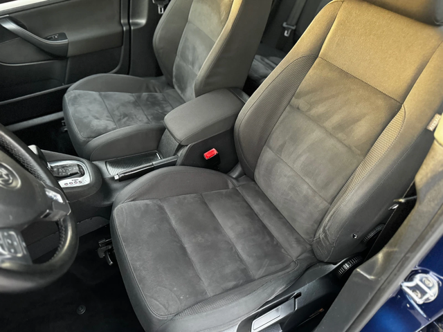 VW Golf 1.6TDI/105kc./DSG - автомобили, коли, обяви за нови и употребявани 10