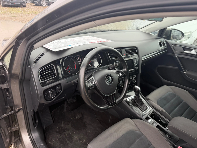 VW Golf 1.4 TGI - автомобили, коли, обяви за нови и употребявани 9
