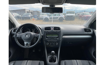 VW Golf 1.2 - автомобили, коли, обяви за нови и употребявани 14