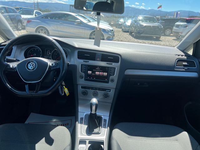VW Golf 1.4 TGI - автомобили, коли, обяви за нови и употребявани 14