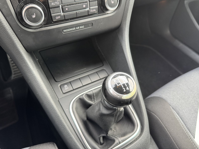 VW Golf, 2011 г., 185000 км, 105 к.с. - автомобили, коли, обяви за нови и употребявани 9