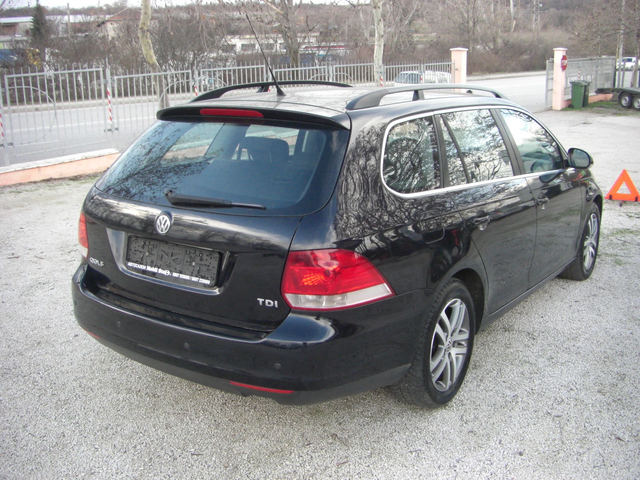 VW Golf 1.9TDI  GT 105k.c - автомобили, коли, обяви за нови и употребявани 4