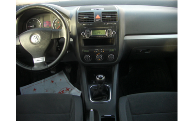 VW Golf 1.9TDI  GT 105k.c - автомобили, коли, обяви за нови и употребявани 9