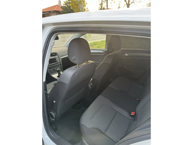 VW Golf - автомобили, коли, обяви за нови и употребявани 8