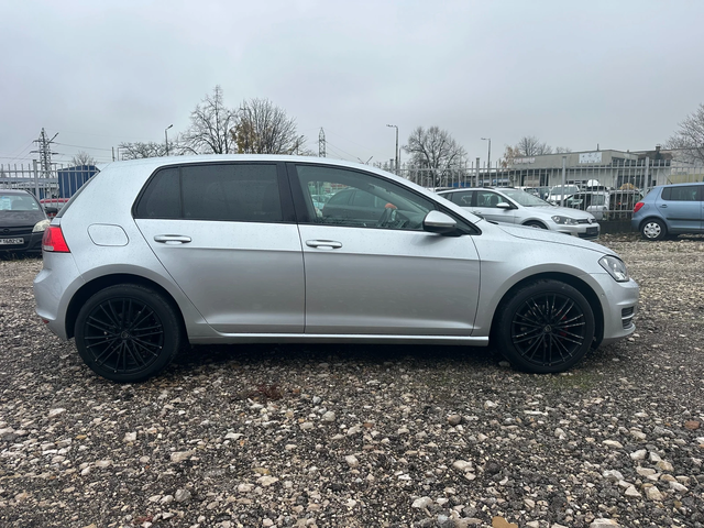 VW Golf 1.6TDI 105kc EVRO5 - автомобили, коли, обяви за нови и употребявани 1