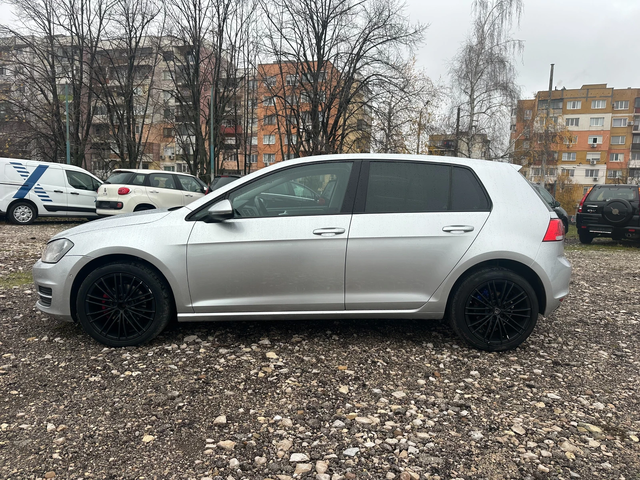 VW Golf 1.6TDI 105kc EVRO5 - автомобили, коли, обяви за нови и употребявани 5