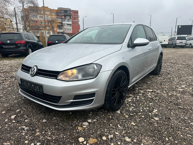 VW Golf 1.6TDI 105kc EVRO5 - автомобили, коли, обяви за нови и употребявани 6