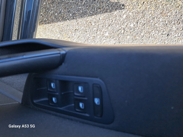 VW Golf 1, 2 TSI BLUEMOTION - автомобили, коли, обяви за нови и употребявани 9