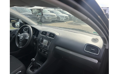 VW Golf 1.6i NAVI EURO 5 - автомобили, коли, обяви за нови и употребявани 9