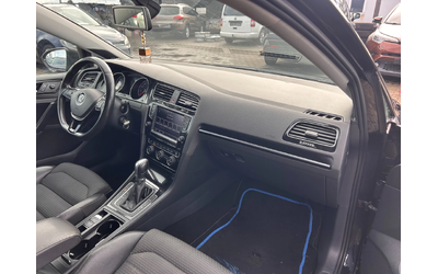 VW Golf 1.6TDI AVTOMAT/NAVI/KAMERA/KOJA EURO 6 - автомобили, коли, обяви за нови и употребявани 10