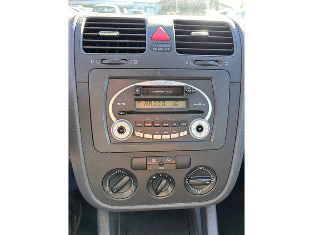 VW Golf 1.9TDI EURO 4 - автомобили, коли, обяви за нови и употребявани 11