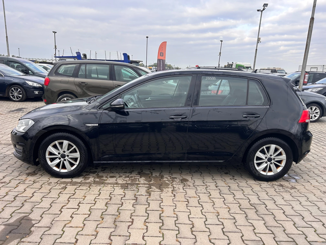 VW Golf 1.6TDI NAVI EURO 5 - автомобили, коли, обяви за нови и употребявани 8