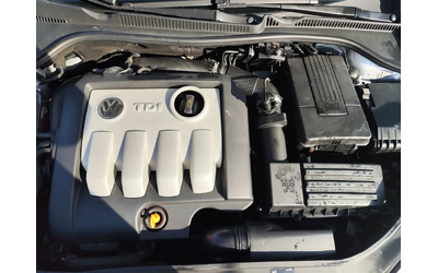 VW Golf 1.9TDi* KLIMATRONIK* - автомобили, коли, обяви за нови и употребявани 14