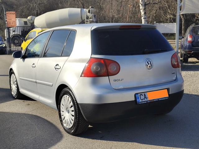 VW Golf 1.9TDi* KLIMATRONIK* - автомобили, коли, обяви за нови и употребявани 5